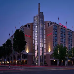 scandic-crown.gothenburg-hotel.com/